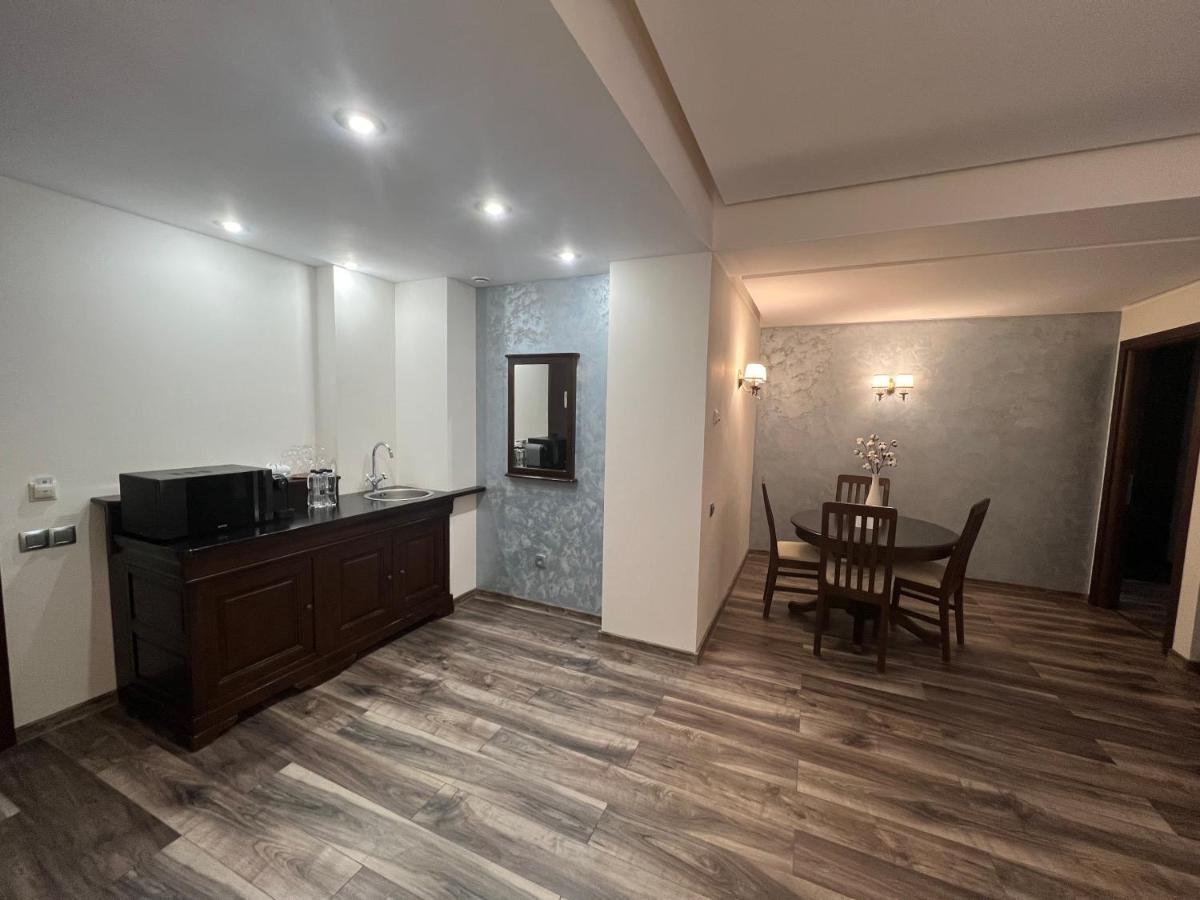 Alpin Resort Apartments Deluxe 2406 포이아나브라소프 외부 사진