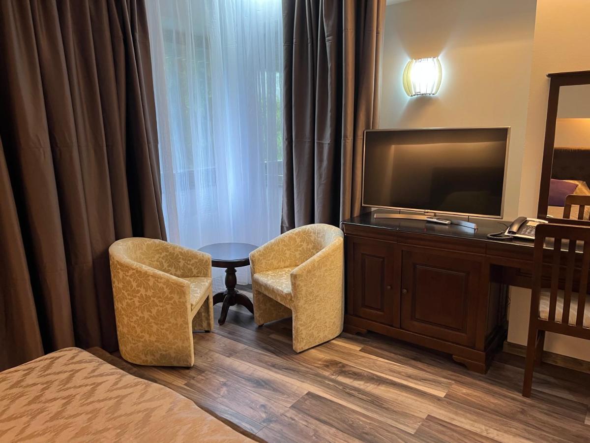 Alpin Resort Apartments Deluxe 2406 포이아나브라소프 외부 사진