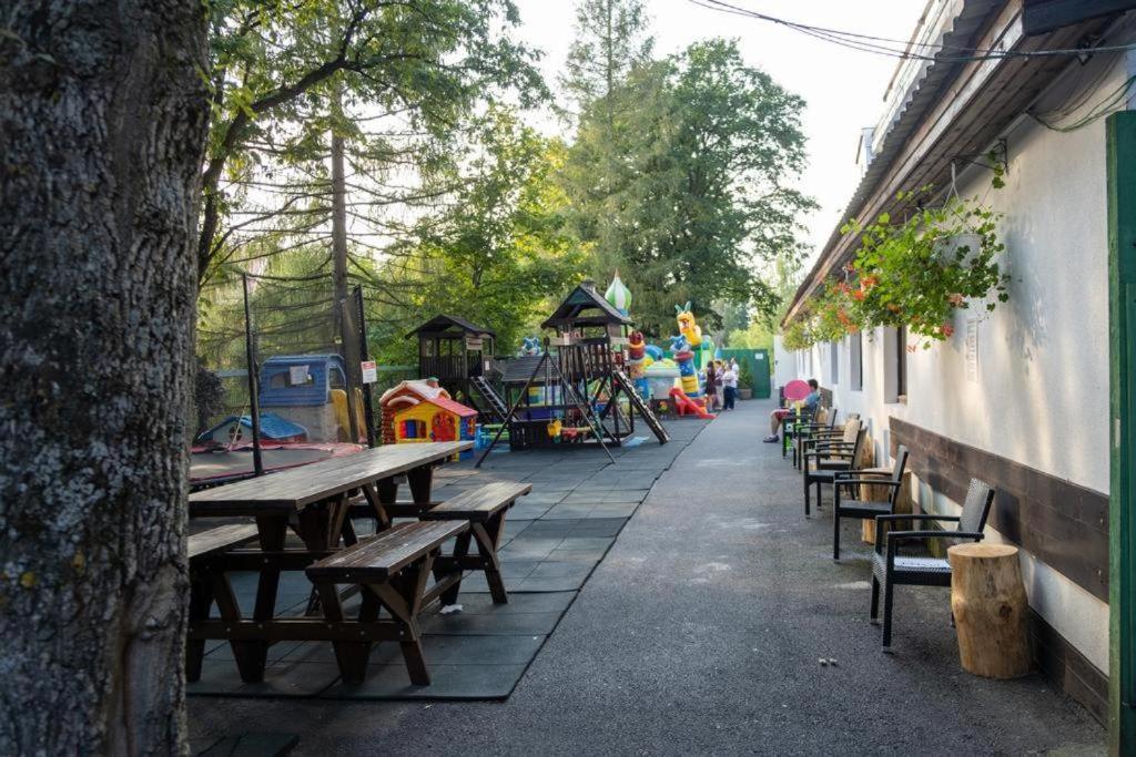 Alpin Resort Apartments Deluxe 2406 포이아나브라소프 외부 사진